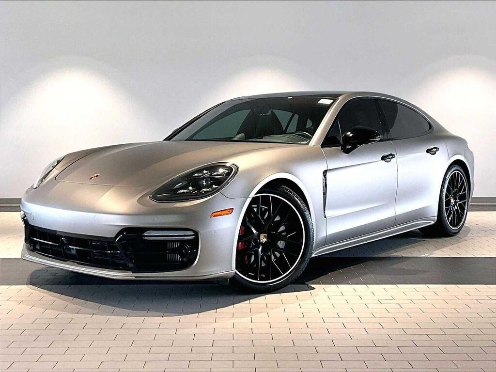 2020 PORSCHE Panamera