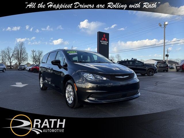 2022 CHRYSLER Pacifica