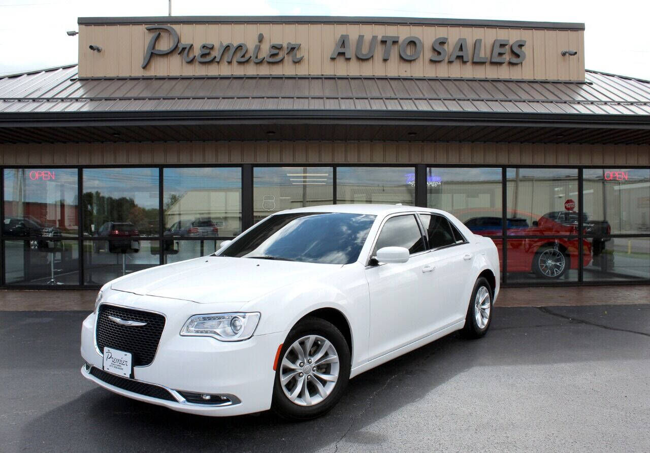 2015 CHRYSLER 300