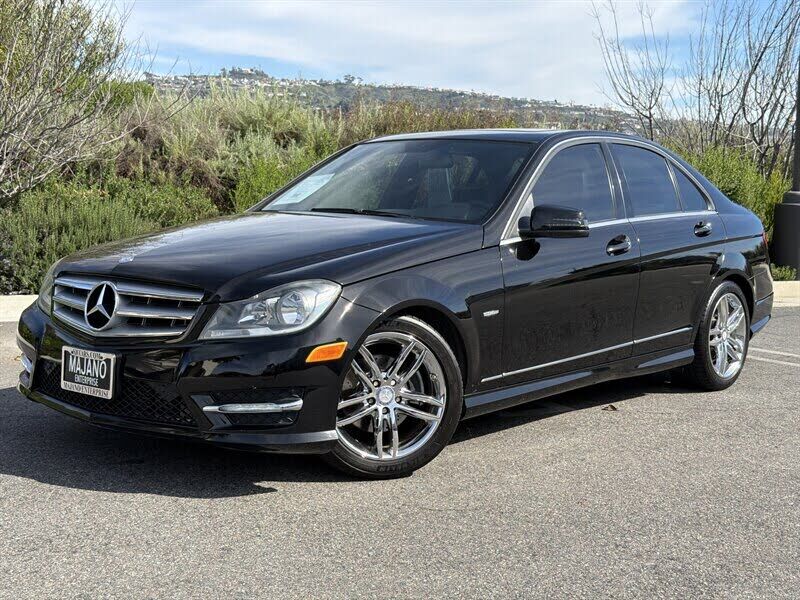 2012 MERCEDES-BENZ C-Class