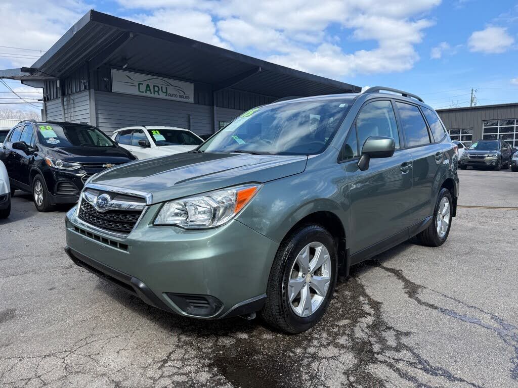 2015 SUBARU Forester