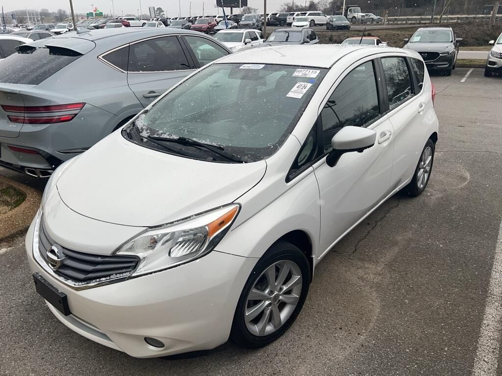 2016 NISSAN Versa
