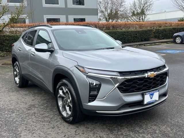 2026 CHEVROLET Trax