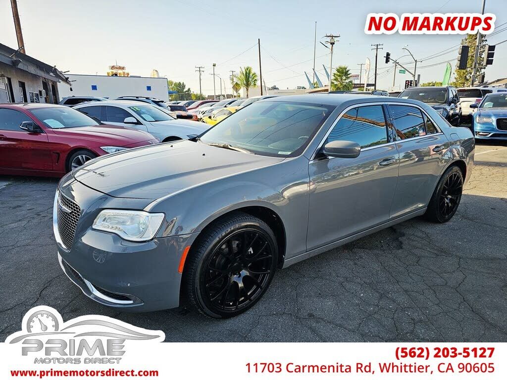2018 CHRYSLER 300