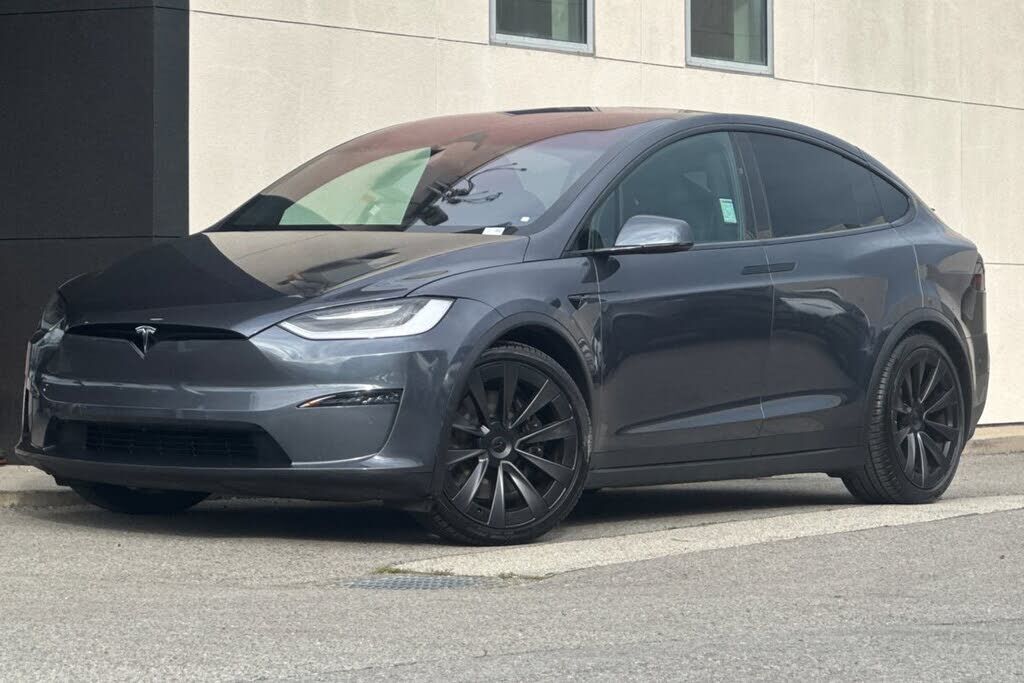 2023 TESLA Model X