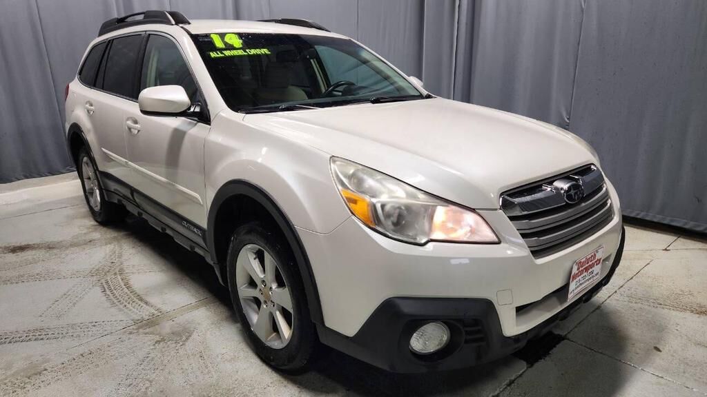 2014 SUBARU Outback