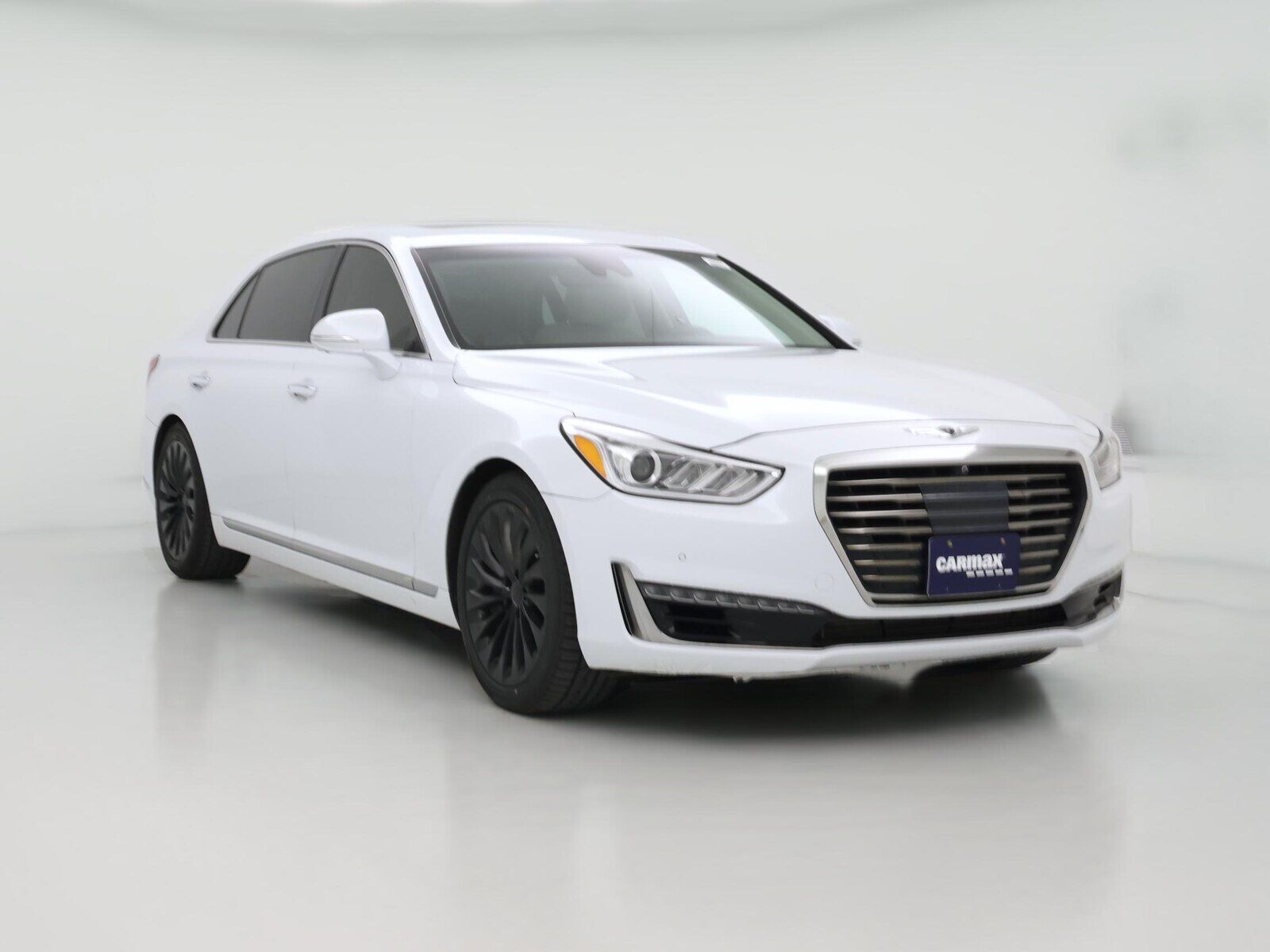2017 GENESIS G90