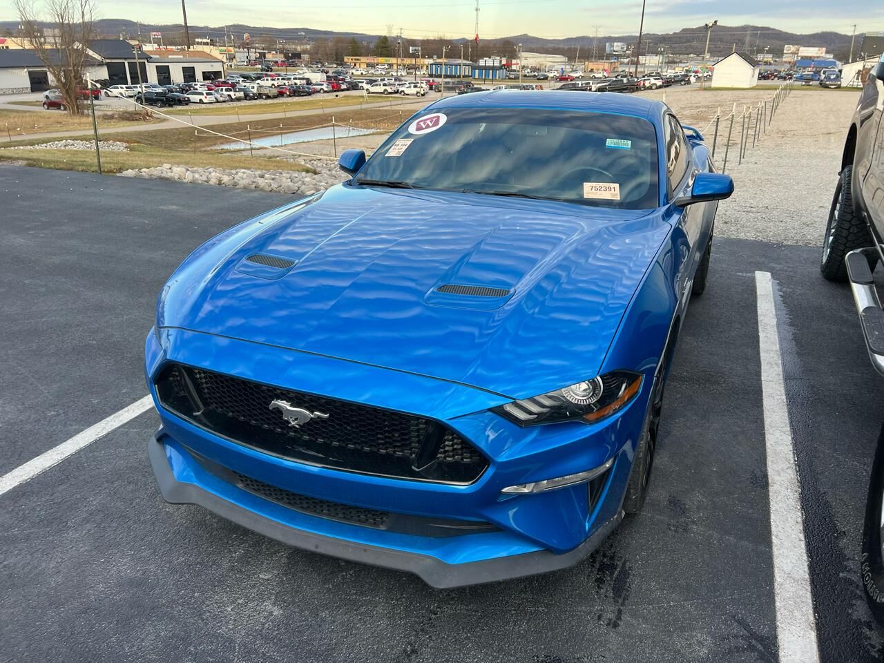 2019 FORD Mustang