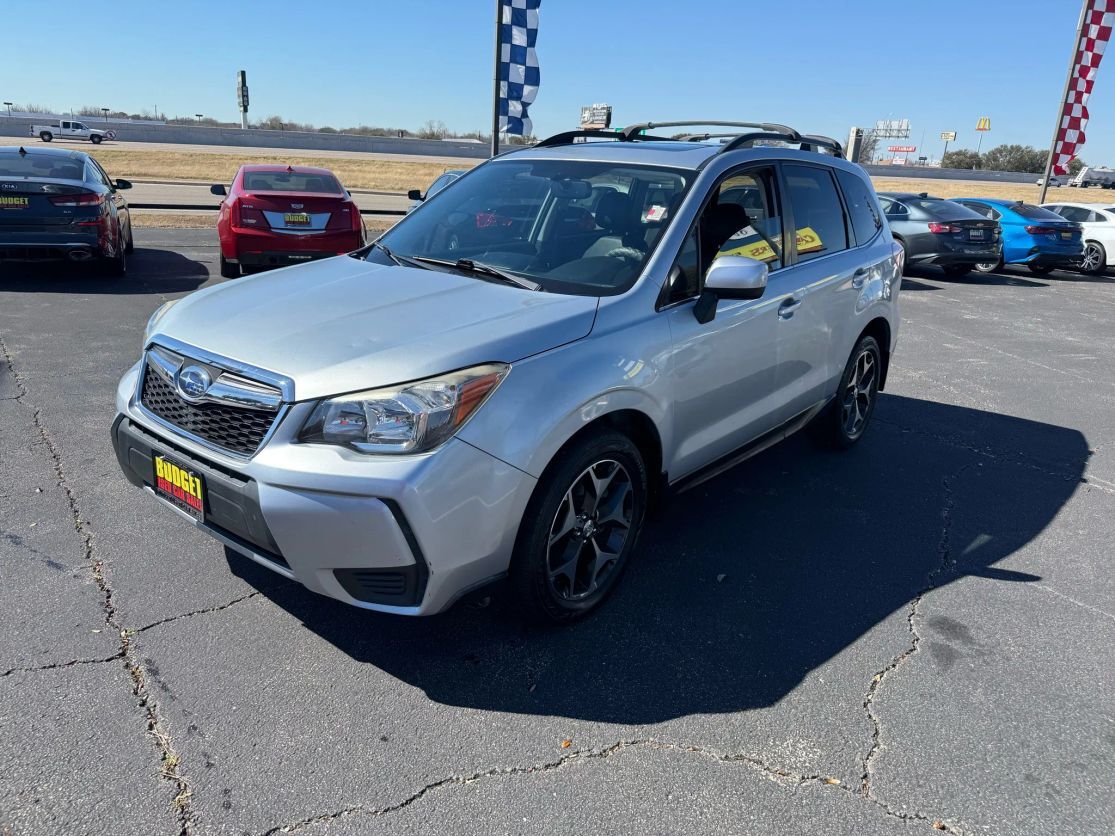 2016 SUBARU Forester
