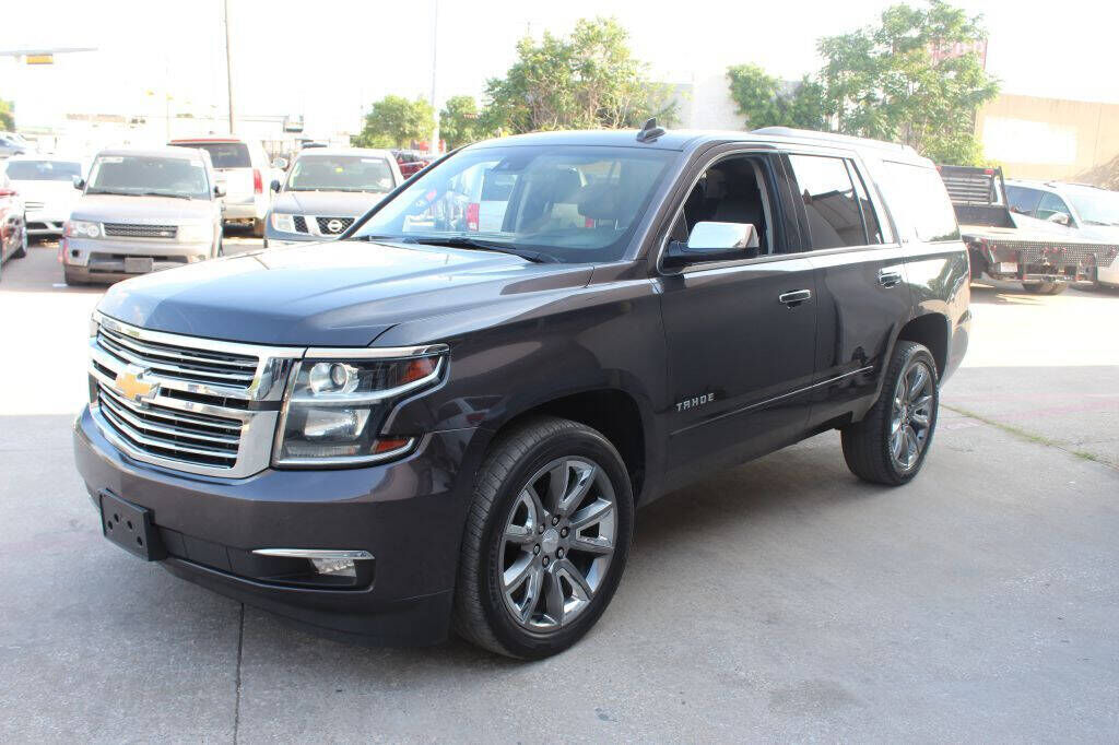 2016 CHEVROLET Tahoe