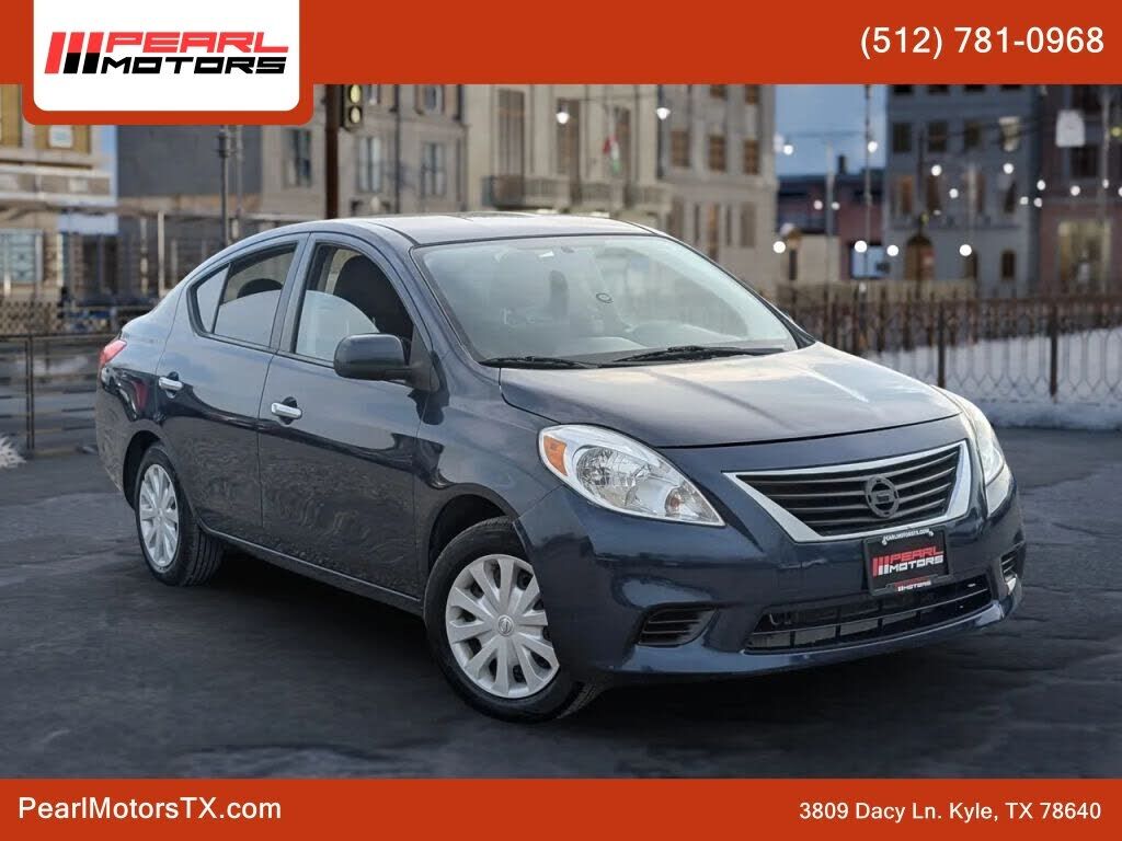 Nissan Versa