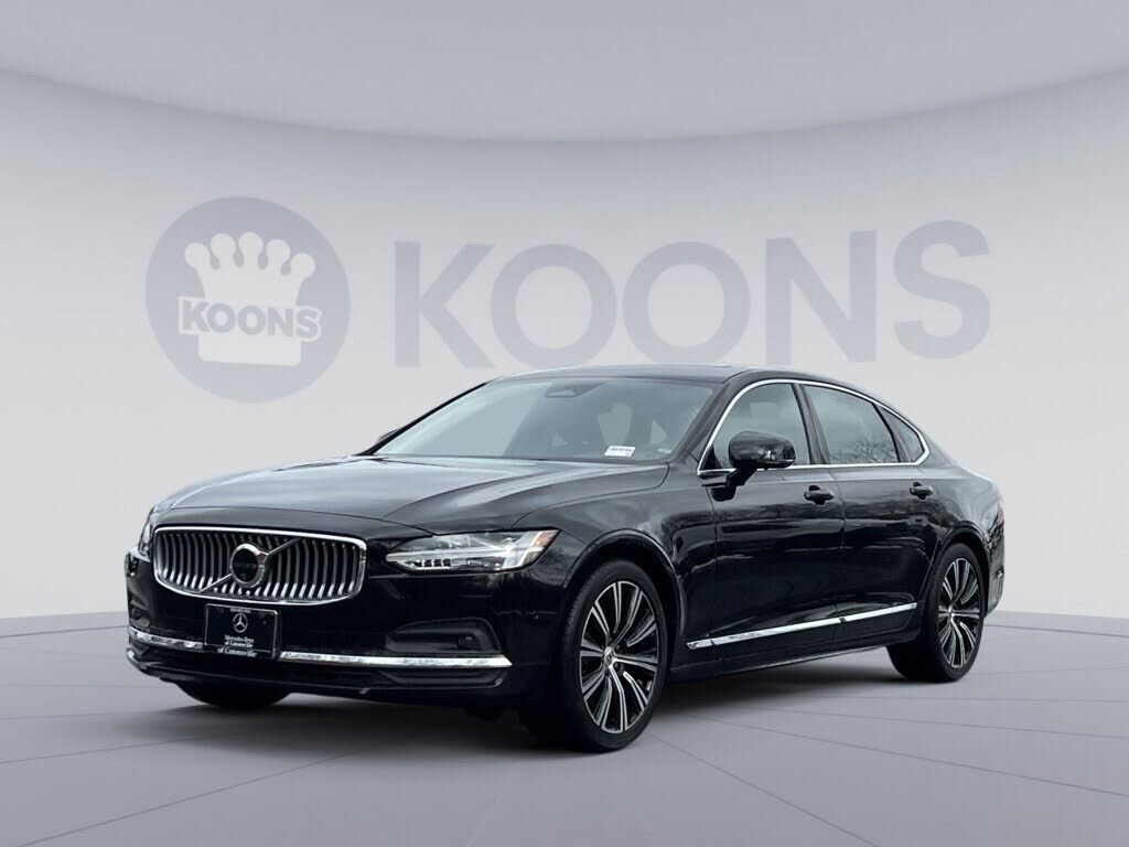 2025 VOLVO S90