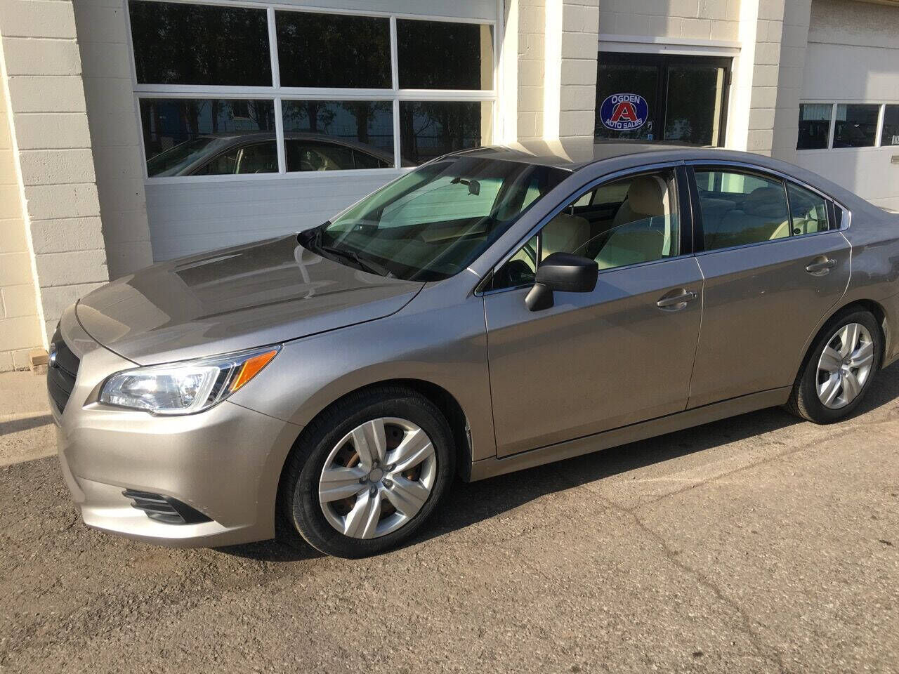 2015 SUBARU Legacy