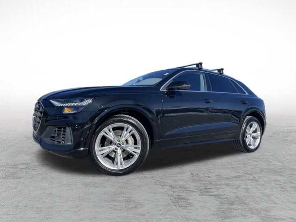 2023 AUDI Q8