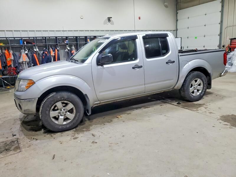 2011 NISSAN Frontier