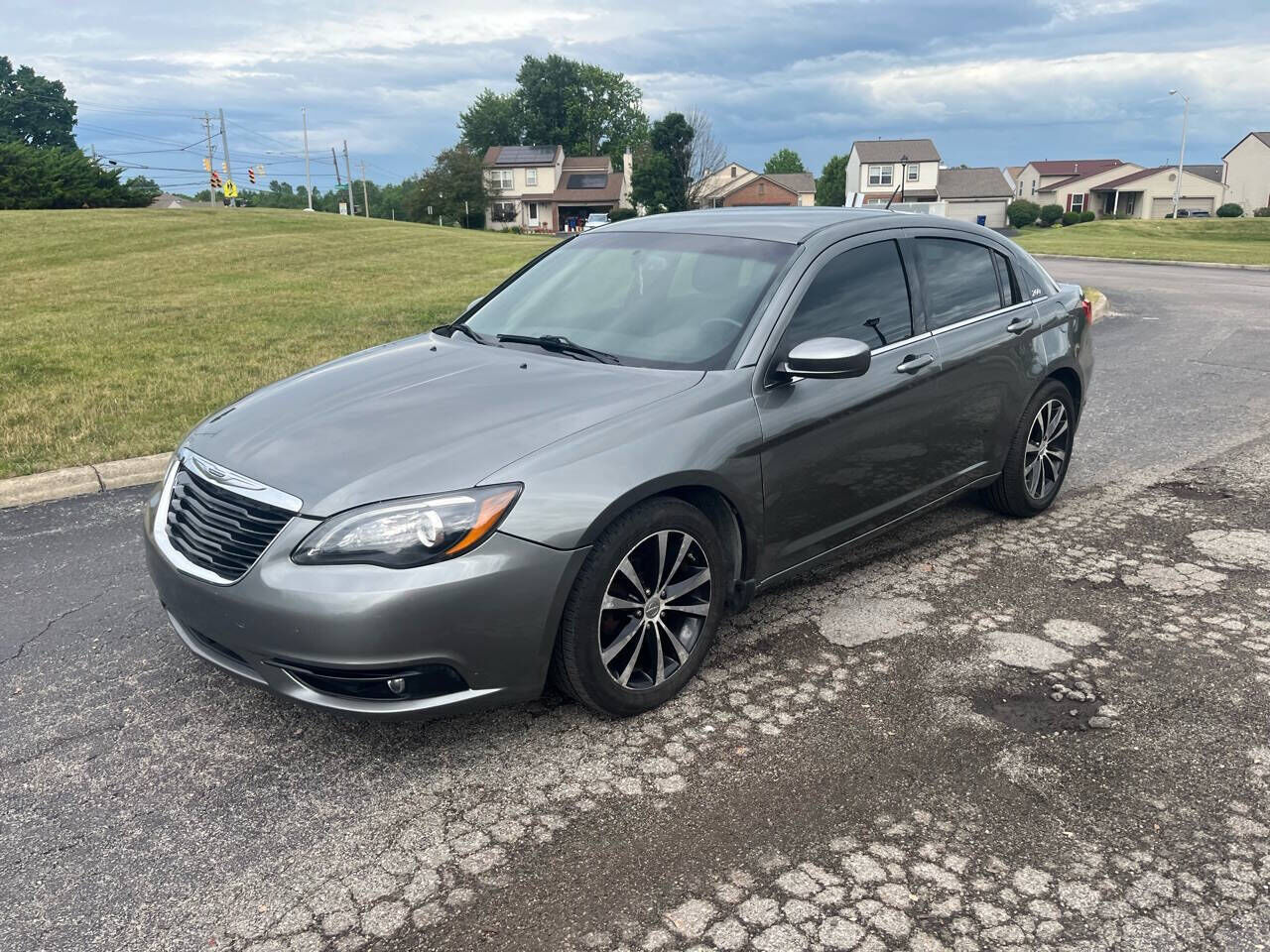2013 CHRYSLER 200