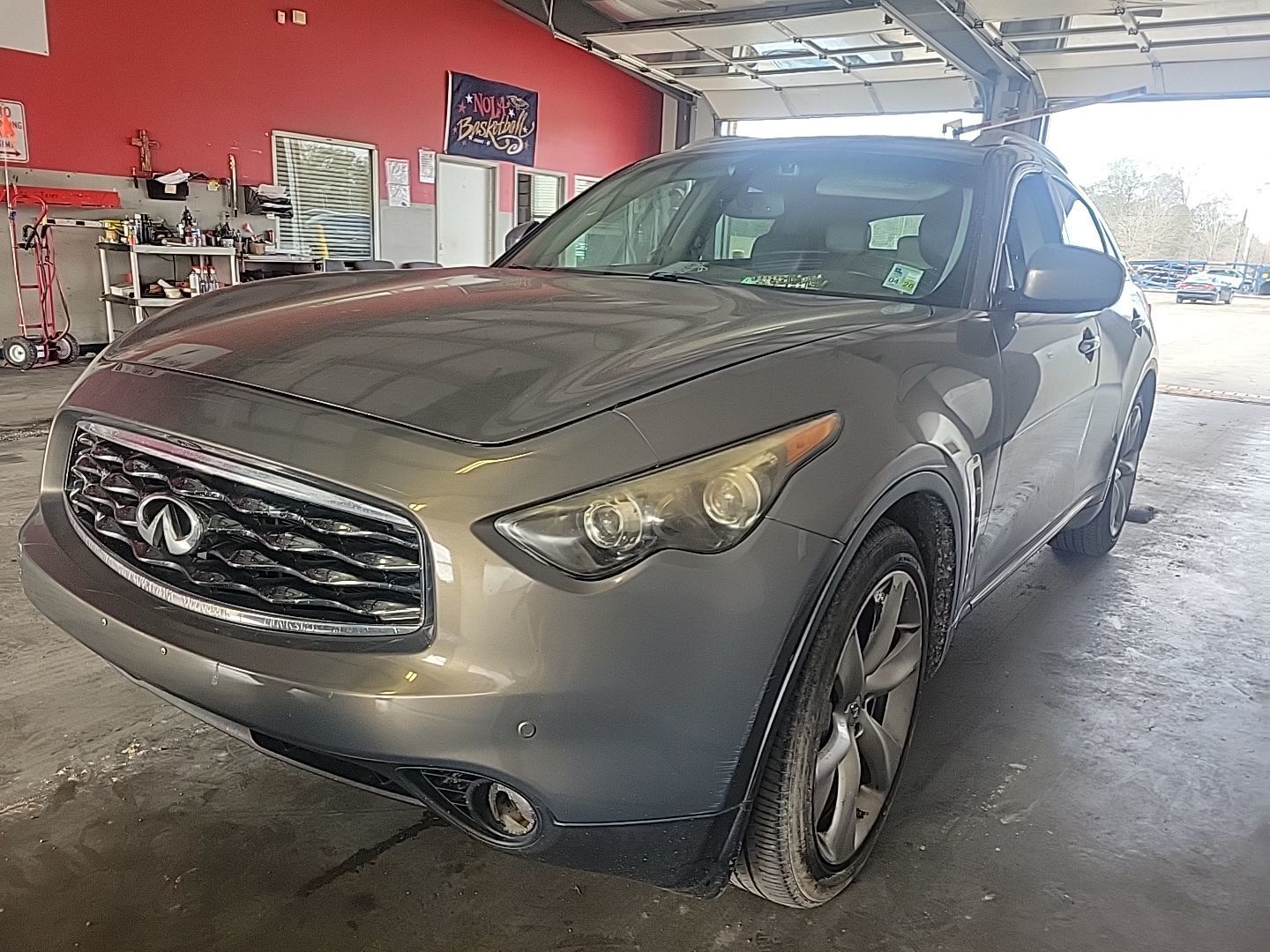 Infiniti FX50