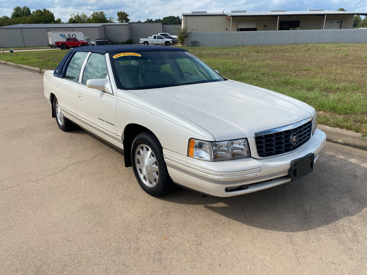 1999 CADILLAC Deville