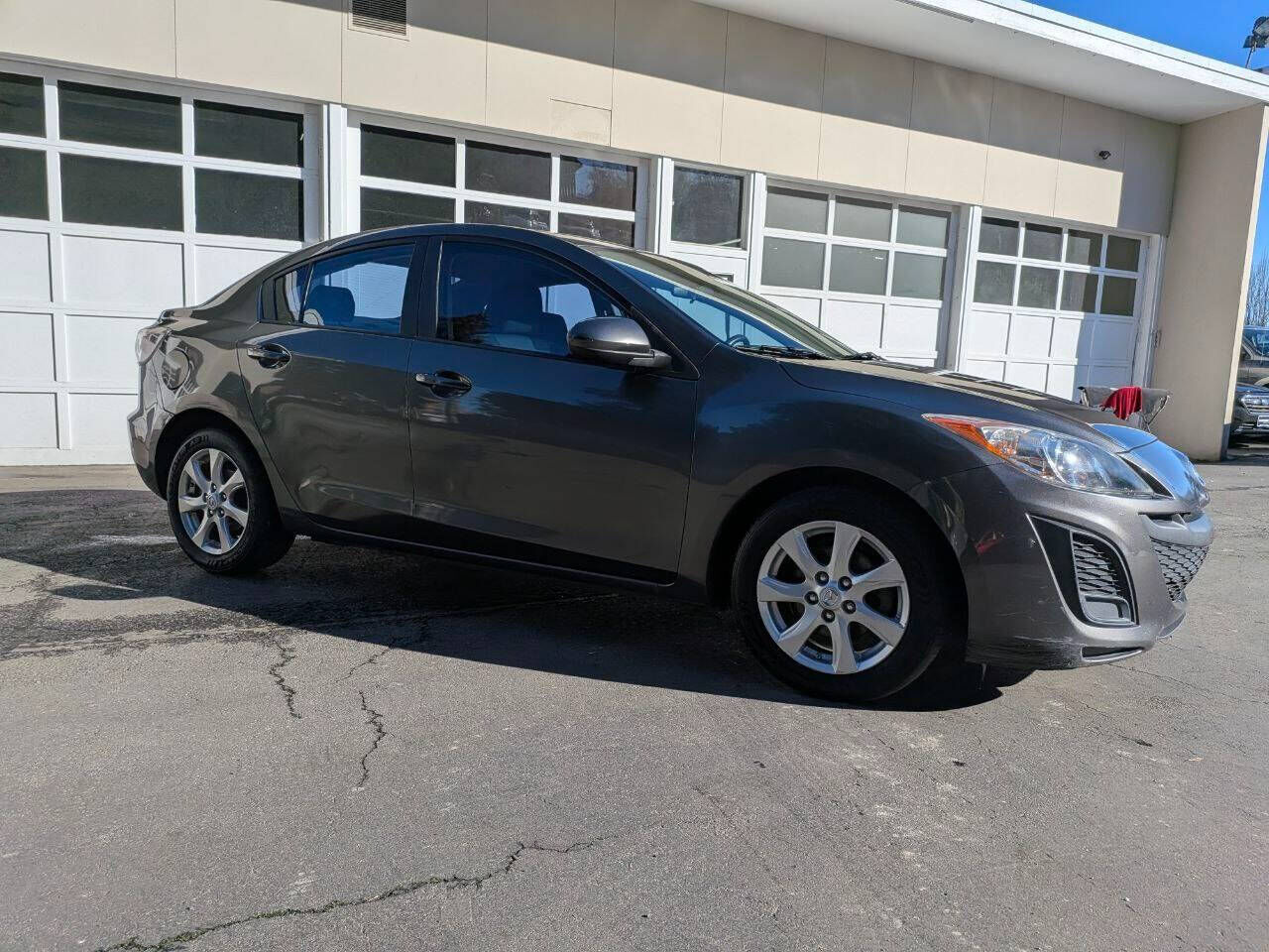 2011 MAZDA Mazda3
