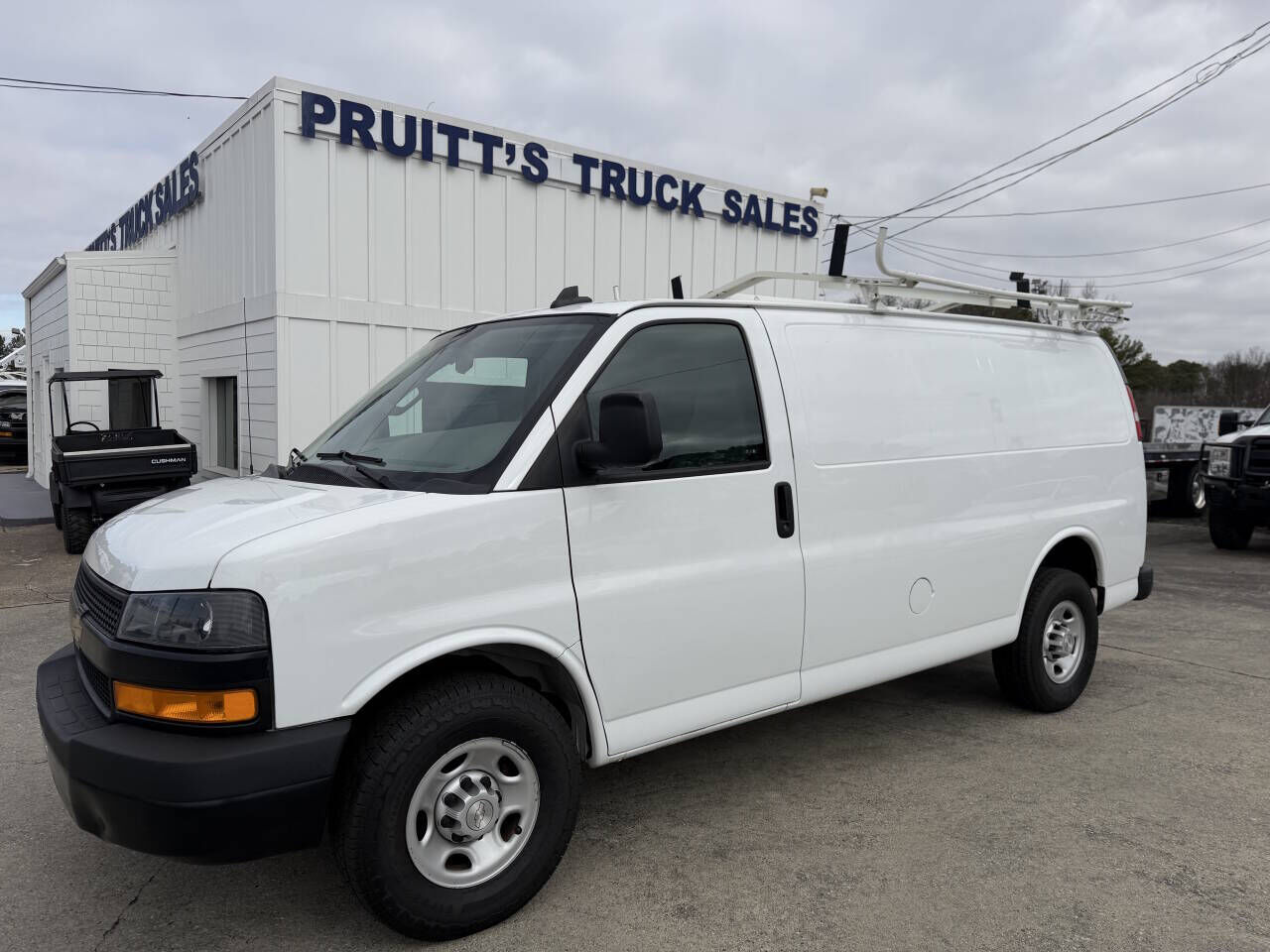 2020 CHEVROLET Express