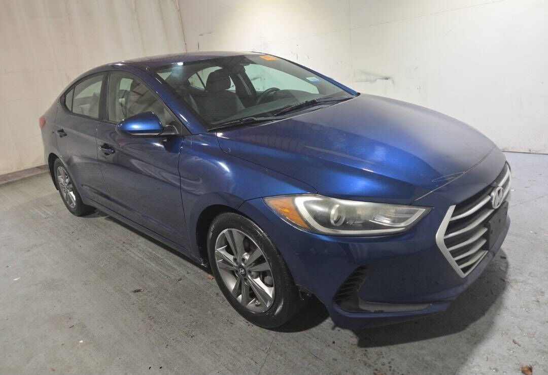 2018 HYUNDAI Elantra