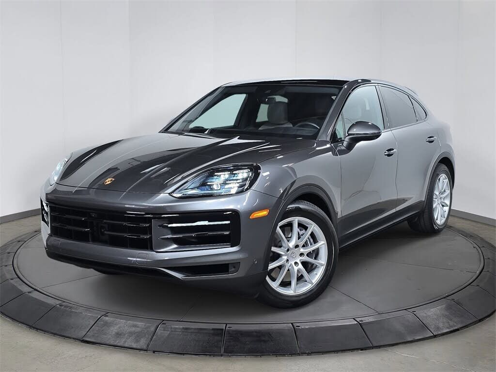2024 PORSCHE Cayenne