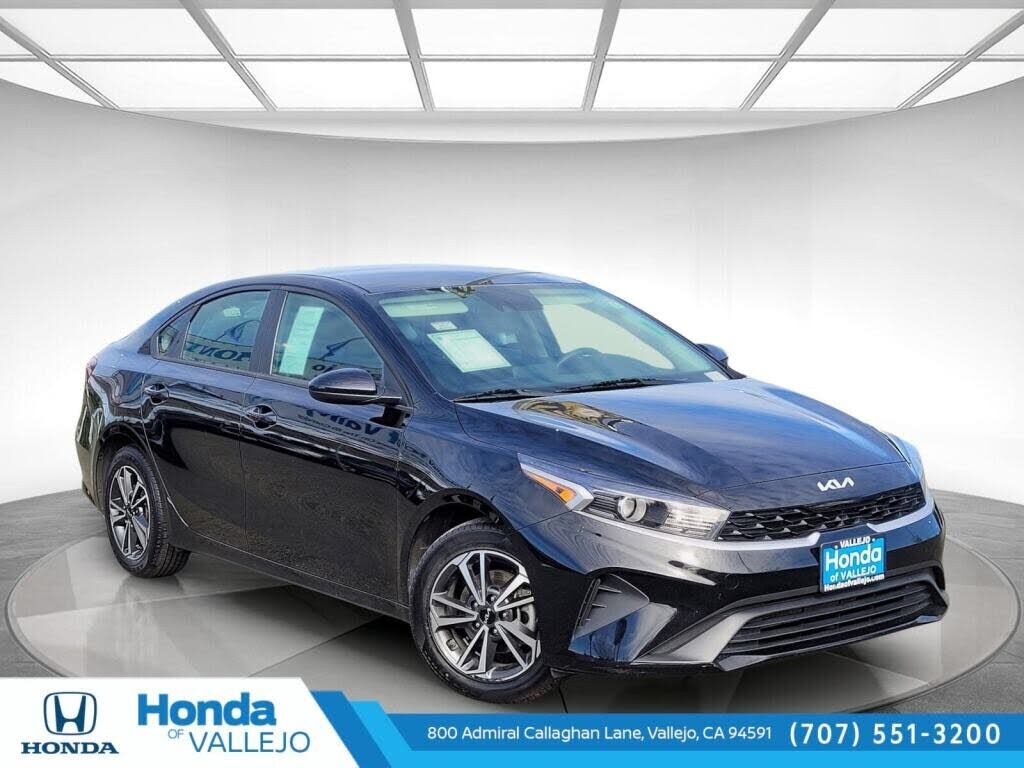 2023 KIA Forte