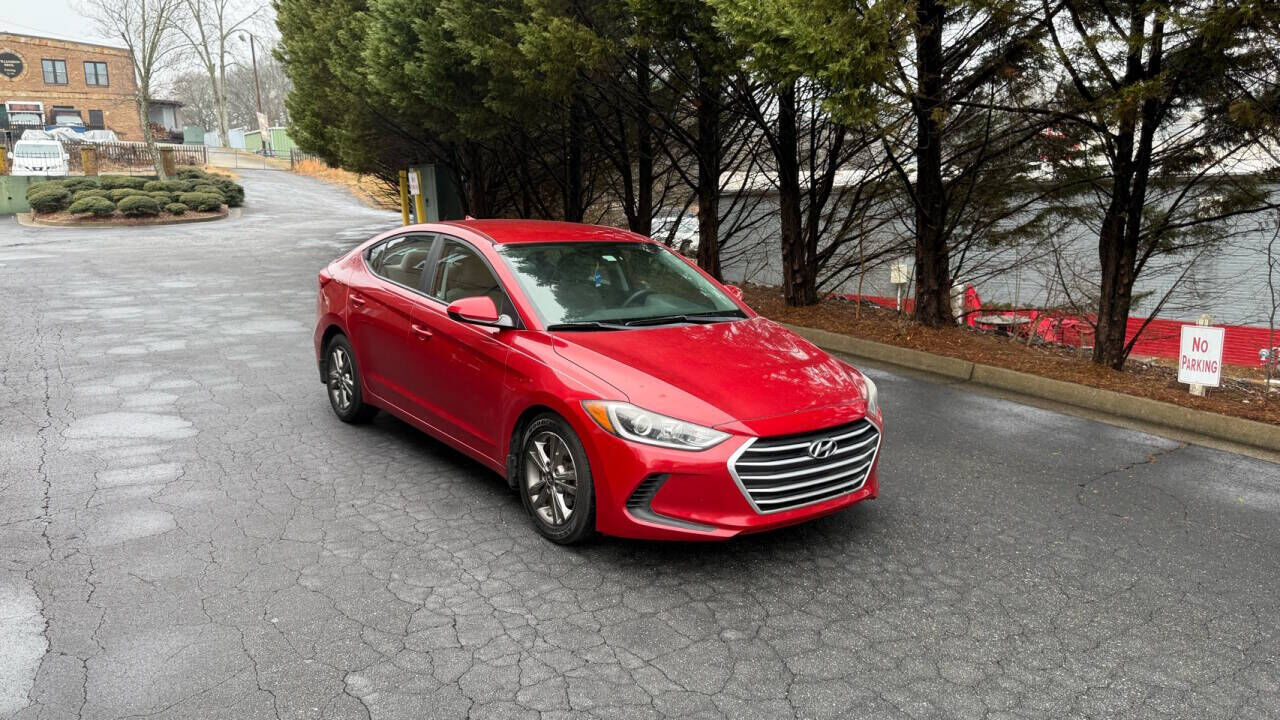 2018 HYUNDAI Elantra