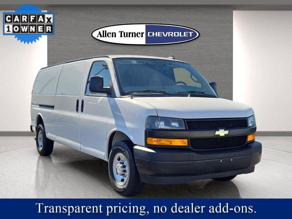 2023 CHEVROLET Express