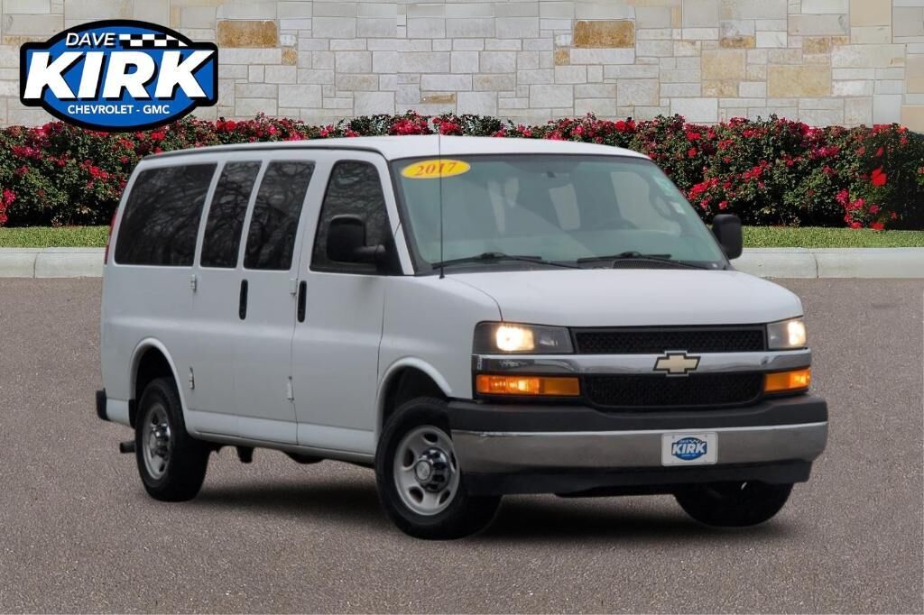 2017 CHEVROLET Express