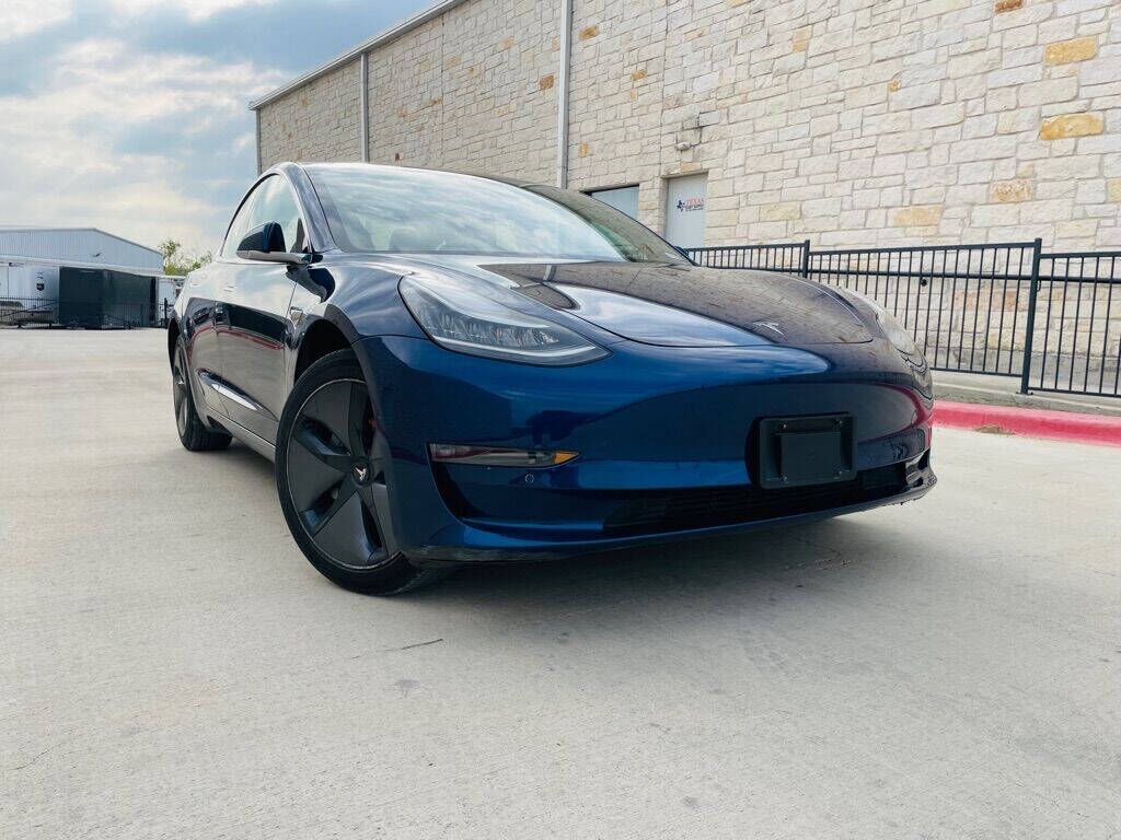 2018 TESLA Model 3