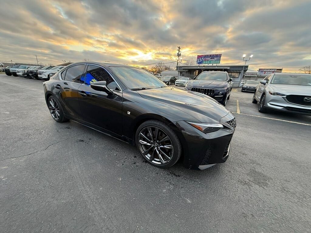 2023 LEXUS IS
