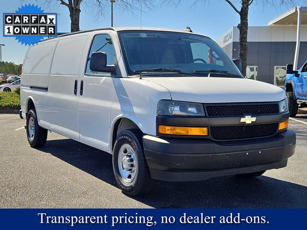 2023 CHEVROLET Express