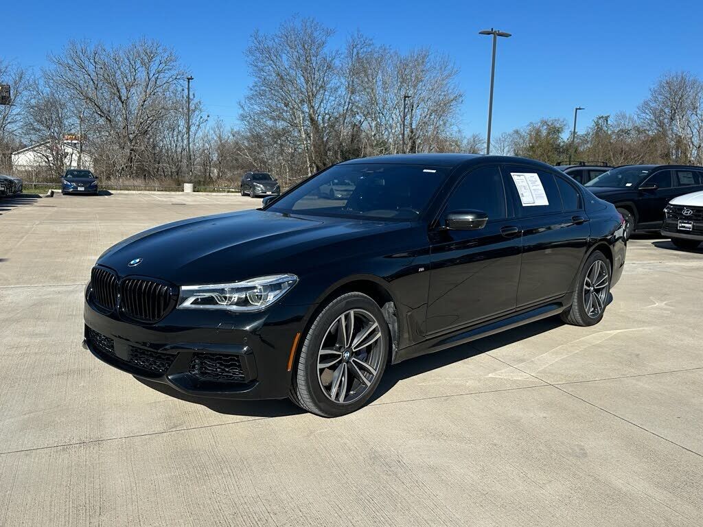2018 BMW M7