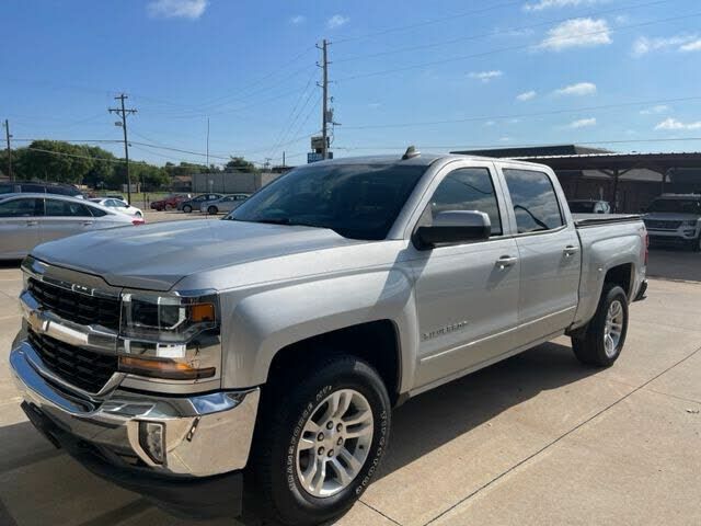 2017 CHEVROLET Silverado