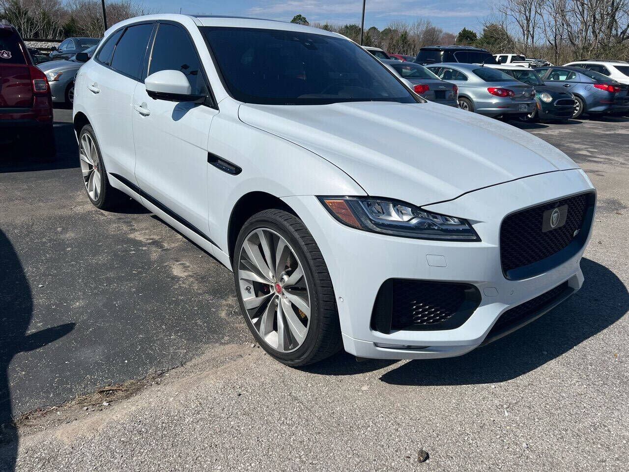 2017 JAGUAR F-Pace