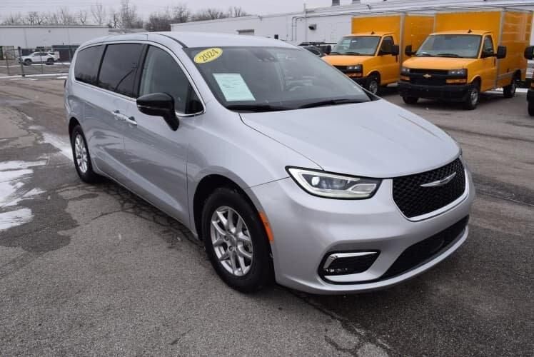 2024 CHRYSLER Pacifica