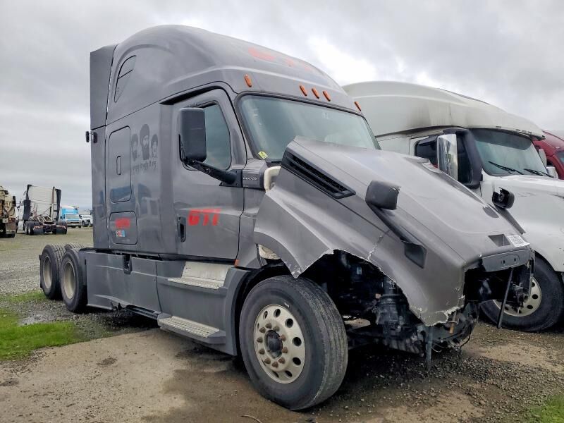 2020 FREIGHTLINER New Cascadia 126" Sleepercab
