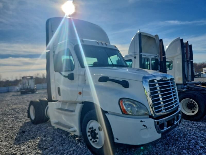 2014 FREIGHTLINER Cascadia