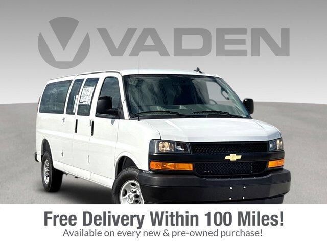 2025 CHEVROLET Express