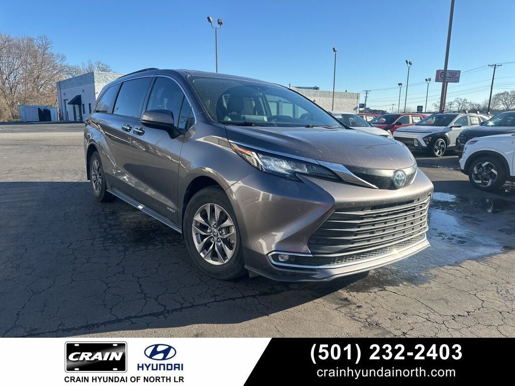 2021 TOYOTA Sienna
