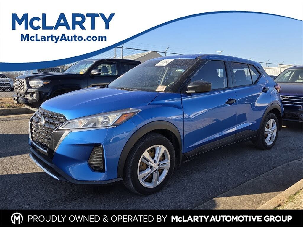 2021 NISSAN Kicks