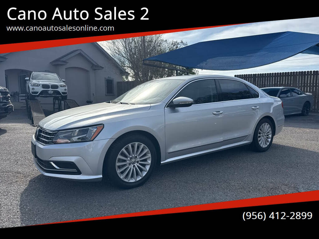 2016 VOLKSWAGEN Passat