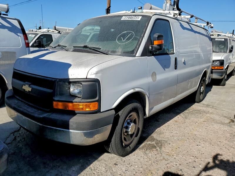 2014 CHEVROLET Express