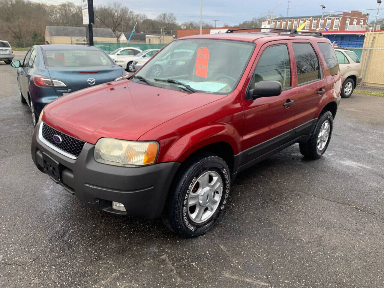 2004 FORD Escape