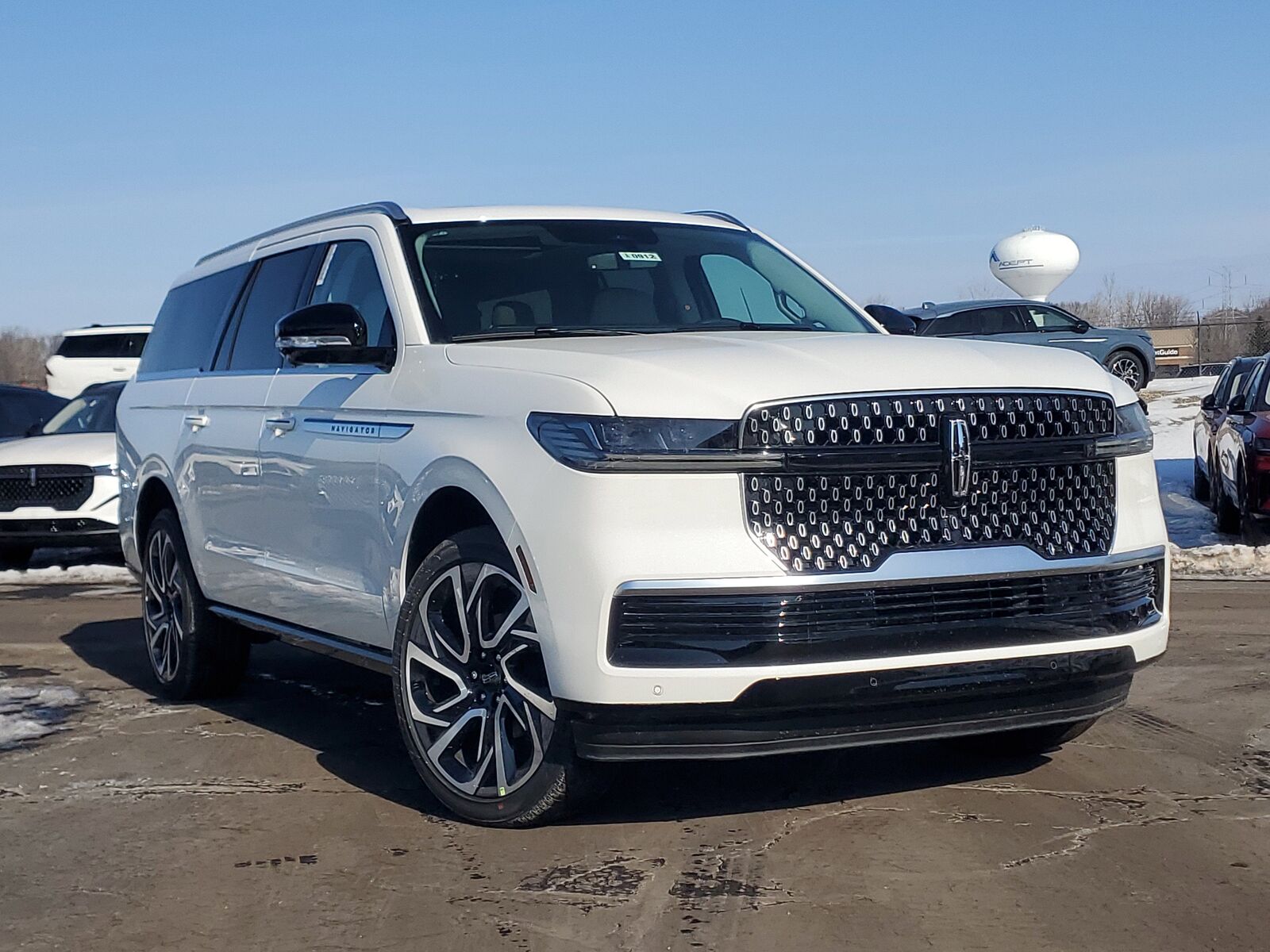 2026 LINCOLN Navigator L