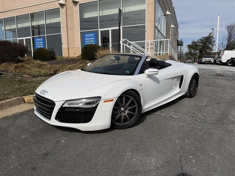 2015 AUDI R8