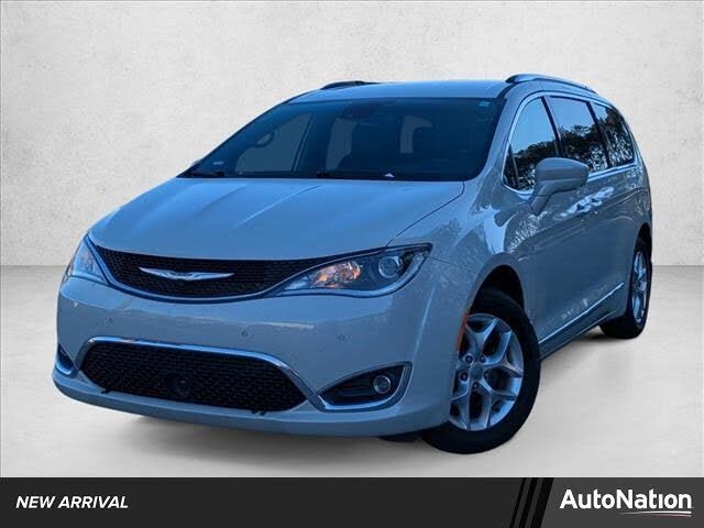 2020 CHRYSLER Pacifica