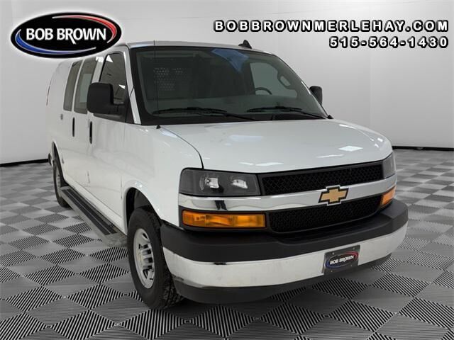 2024 CHEVROLET Express