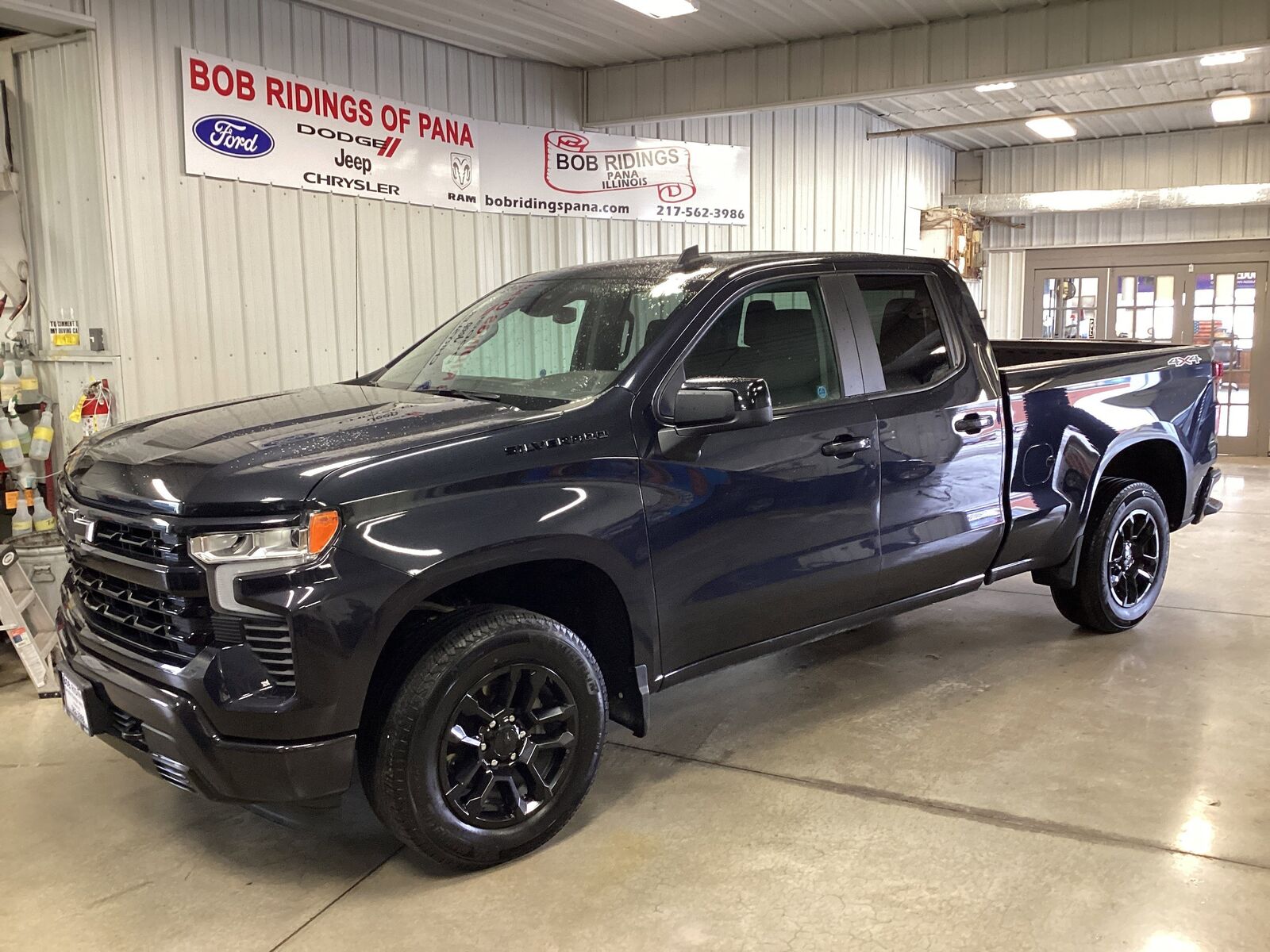 2023 CHEVROLET Silverado